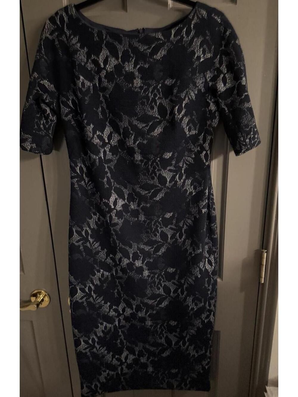 Maggy London Knee Length Navy Jacquard Dress Size 6 - Picture 2 of 5